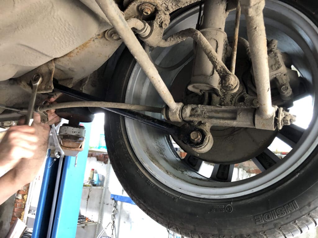 Achat d'une voiture d'occasion : le top 15 des critères à ne pas négliger ! 11 Suspension arrière sur véhicule d'occasion