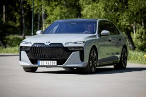 Quelles voitures électriques récupèrent le plus d’énergie grâce au freinage régénératif ?