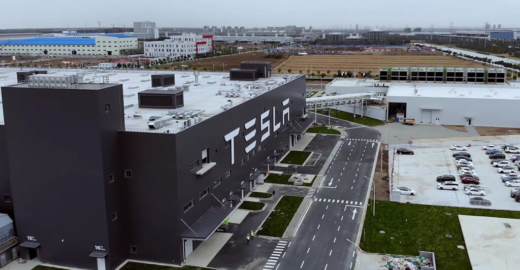 Tesla et CATL collaborent pour développer une batterie à recharge rapide 213 Tesla travaille avec le chinois CATL pour élaborer une batterie qui se recharge plus vite