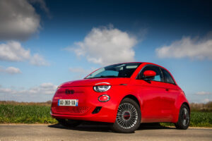 Fiat 500e : bientôt une nouvelle batterie pour baisser les prix et sauver les ventes