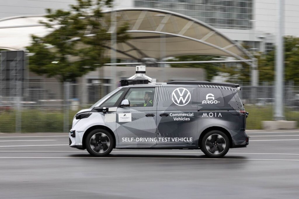 ID.Buzz autonome de Volkswagen transportera des passagers d'ici fin 2024 3 Volkswagen va transporter des passagers à bord de son ID.Buzz autonome d’ici fin 2024