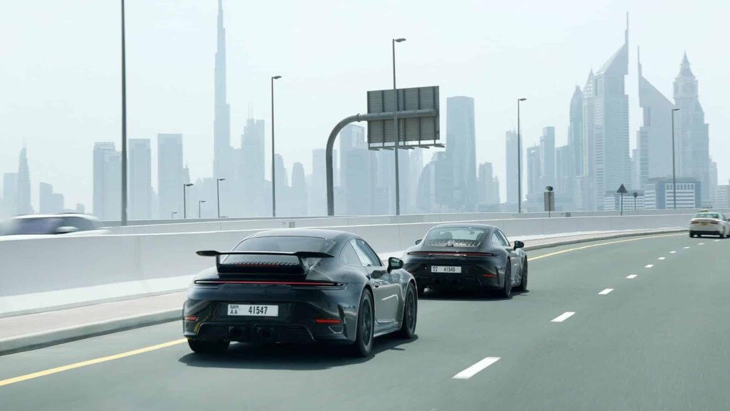 Prête : première Porsche 911 hybride 60 La première Porsche 911 hybride est prête