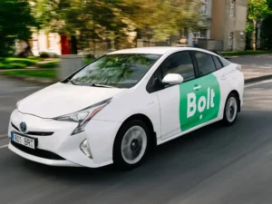 Bolt investit 100 millions d’euros pour électrifier sa flotte de taxis