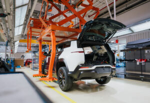 Après l’arrêt du Fisker Ocean, Magna se rapproche de plusieurs constructeurs chinois