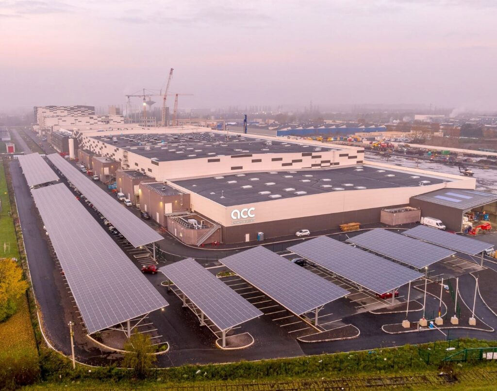 Europe progresse dans les batteries pour voitures électriques, dépendance à la Chine 103 Batteries des voitures électriques : l’Europe progresse mais reste dépendante de la Chine