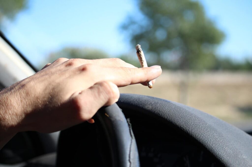 Peines pour conduite sous l'influence de stupéfiants : que risque-t-on ? 20 Stupéfiants au volant : quelles sont les peines encourues ?