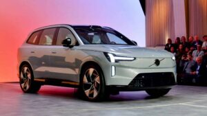 Pour fabriquer ses voitures électriques, Volvo va copier Tesla