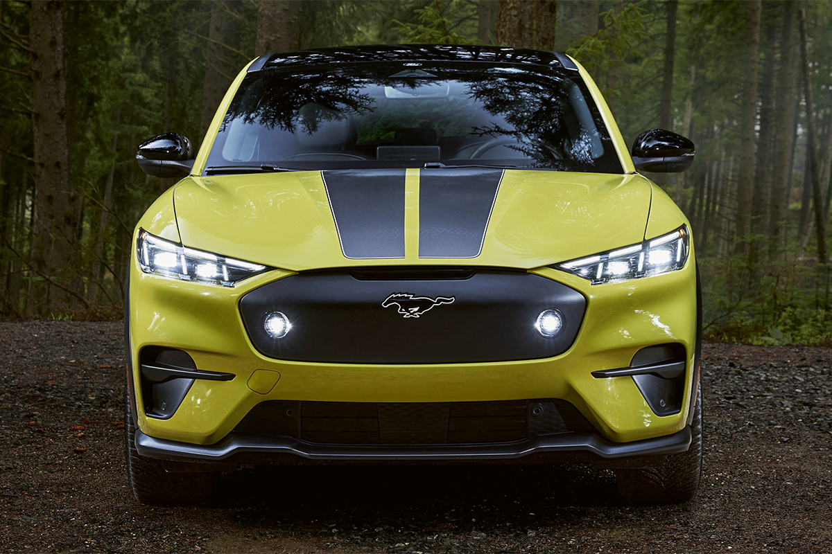 L'électrification automobile: la Chine et Cadillac en France, Ford F-150 Lightning SuperTruck 5 Mustang Mach-E Rally