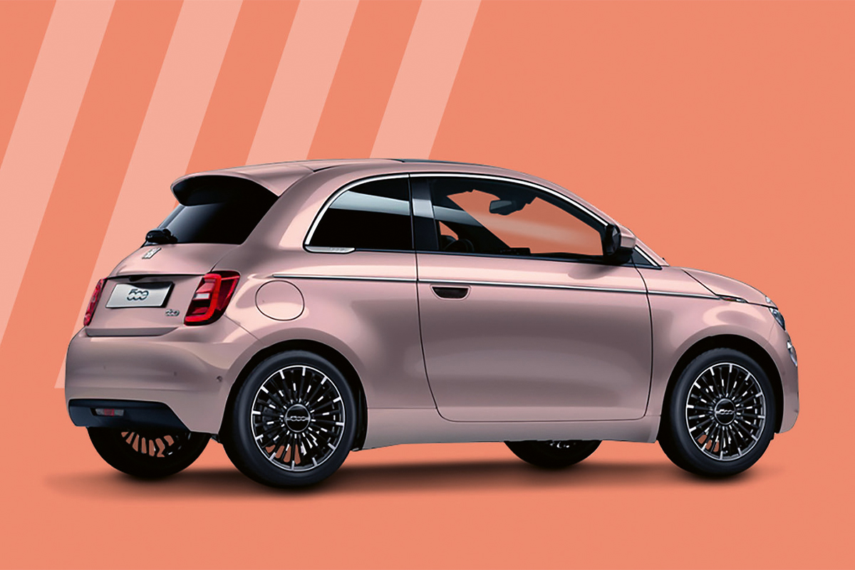 L'électrification automobile: la Chine et Cadillac en France, Ford F-150 Lightning SuperTruck 13 Fiat 500 rose