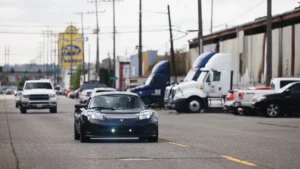 Tesla Roadster : un prototype unique au monde et tenu secret jusqu’ici est à vendre