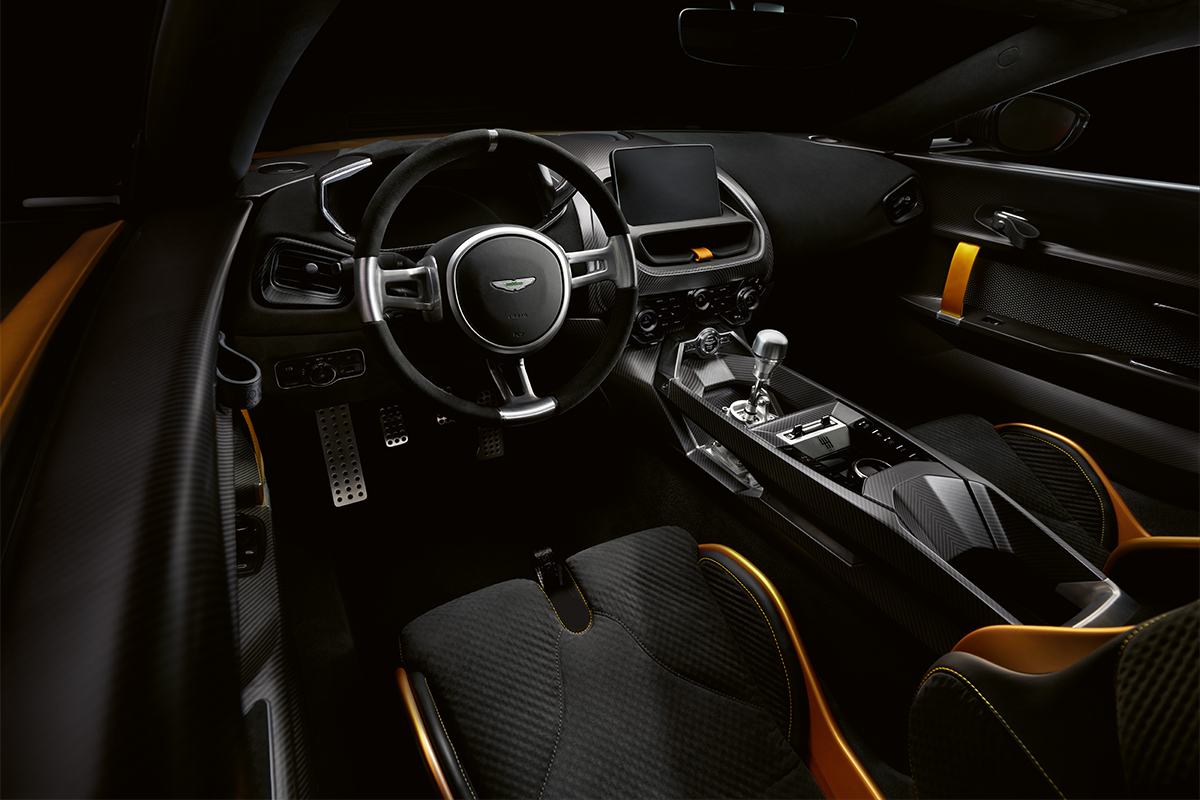 Fernando Alonso : La lubie de l'Aston Martin Valiant 3 Aston Martin Valiant