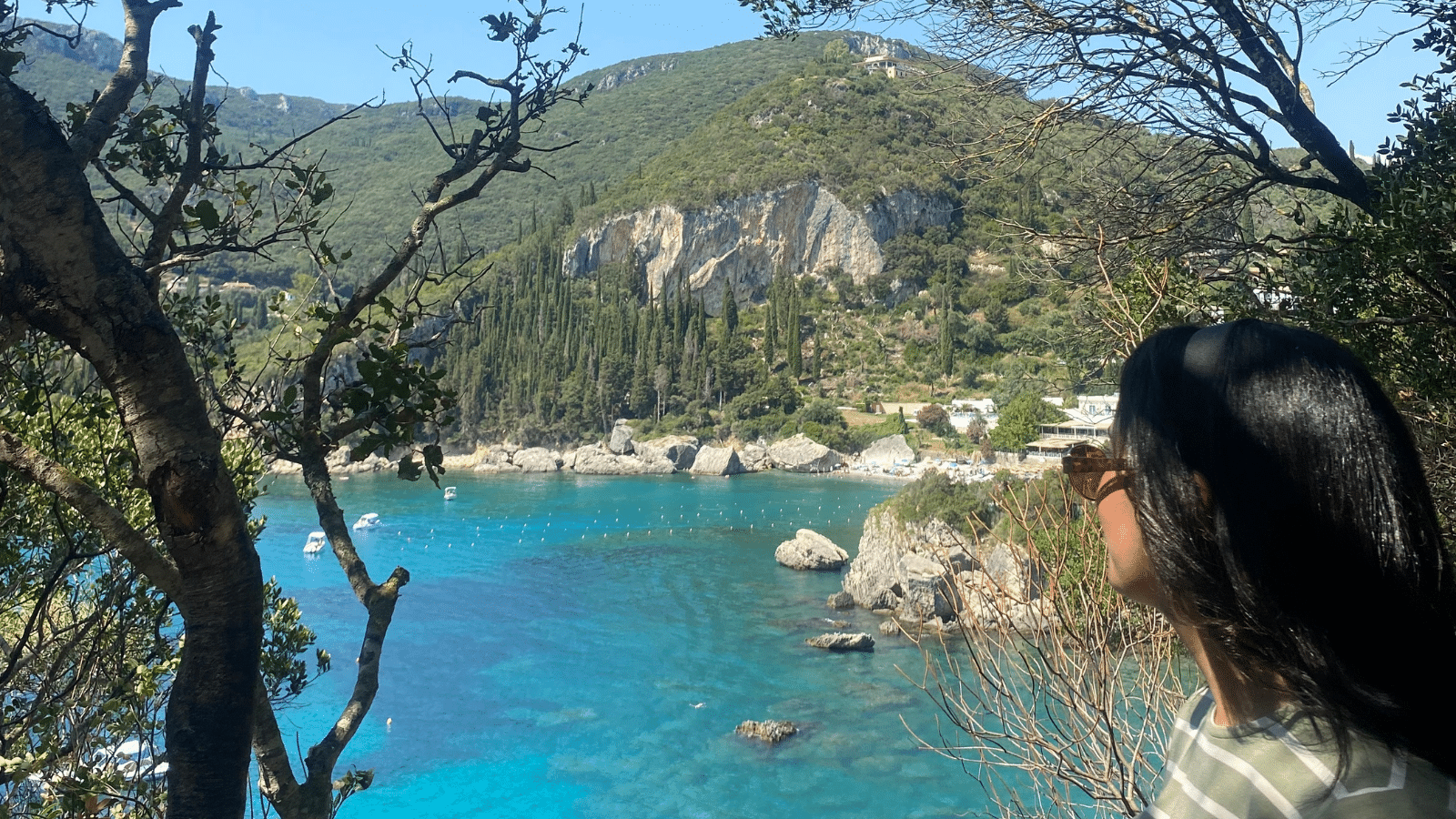 Réflexion sur l'absence de voitures électriques dans Corfou 1 Reflexion sur labsence de voitures electriques dans Corfou