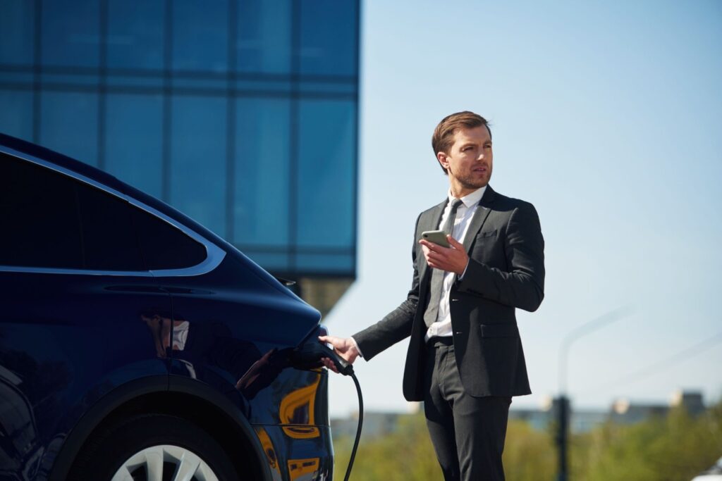 Voiture électrique : un produit de riche ? 13 Voiture Electrique Riche