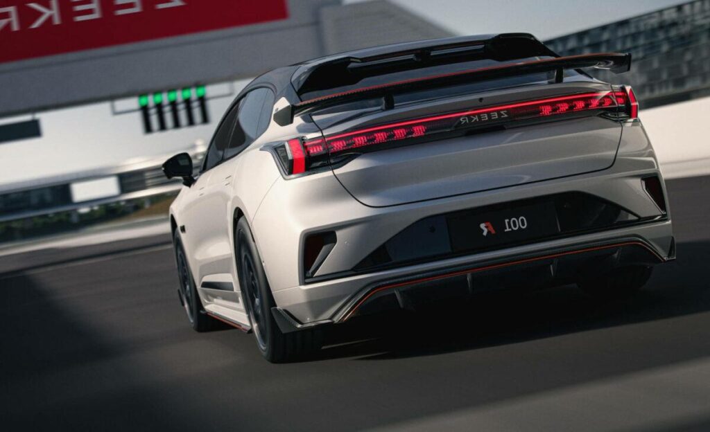 La bombe chinoise Zeekr 001 R : concurrence la Tesla Model S Plaid. 130 Zeekr 001 R : la bombe chinoise pour mettre à mal la Tesla Model S Plaid