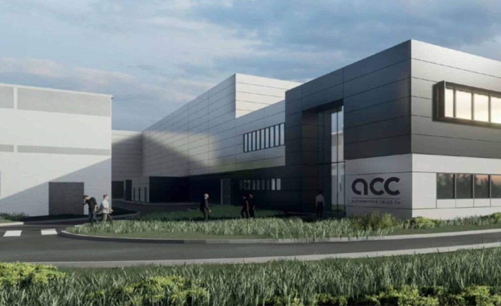 Pourquoi l’Italie refuse de verser 200 millions d’euros à Stellantis, usine batteries ACC 60 Usine de batteries ACC : pourquoi l’Italie ne versera pas les 200 millions d’euros promis à Stellantis