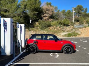 Mini Cooper SE Ionity