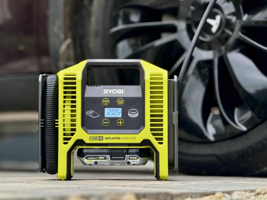 Meilleurs mini compresseurs pour la pression des pneus de votre voiture 133 Pression des pneus : notre sélection des meilleurs mini compresseurs pour votre voiture