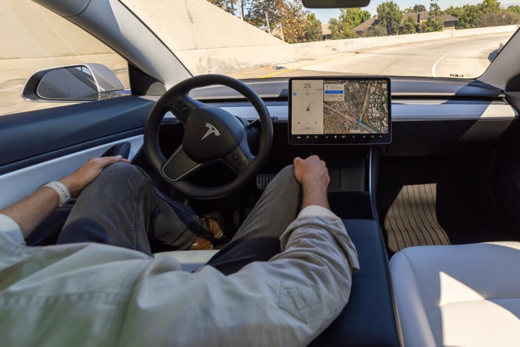 Conduite autonome de Tesla : Europe et Chine sous condition 2 Tesla Fsd