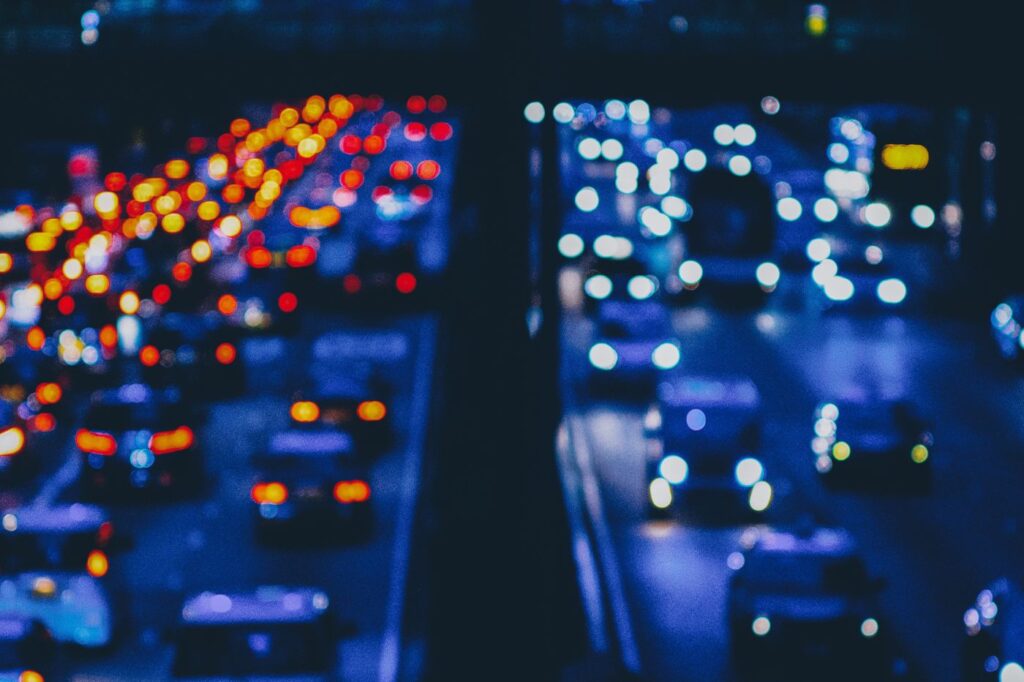 Rouler à 50 km/h sur périphérique parisien : À quel moment ? 4 trafic autoroute nuit