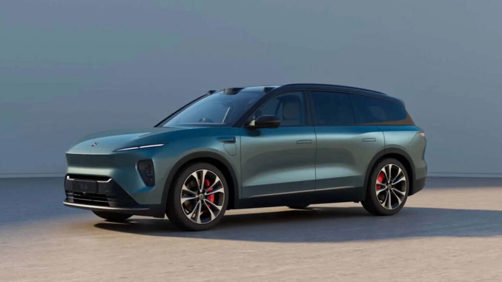 Le NIO ES8 débarque en Europe : alternative sérieuse au Tesla Model X 60 Ce nouveau SUV électrique qui fait le plein en 3 minutes arrive en Europe