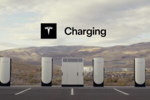 Tesla Chargeur V4