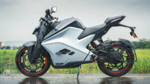 Cette moto électrique indienne pourrait révolutionner le m