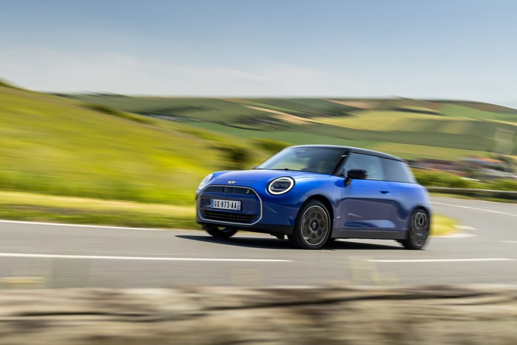 La nouvelle Mini Cooper électrique ne sera pas disponible en version cabriolet 72 Photo de Valentin Cimino