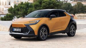 Toyota C-HR : La valeur sûre de 2025 avec 15 ans de garantie et 4,7L/100km