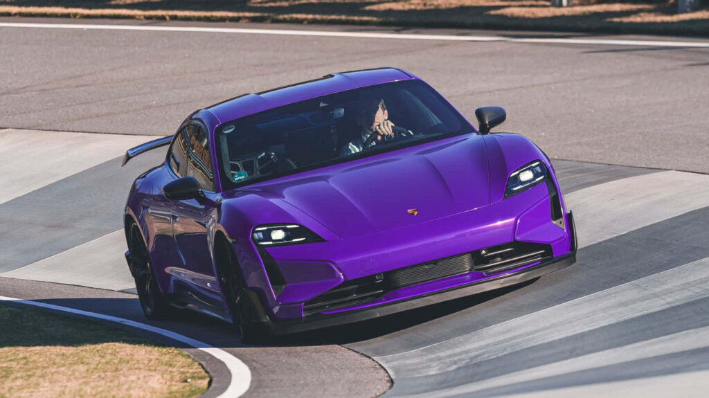 Ces voitures électriques sportives de 2024 vont bouleverser votre idée de la performance ! 75 Voitures électriques sportives 2024 : Les nouveaux bolides