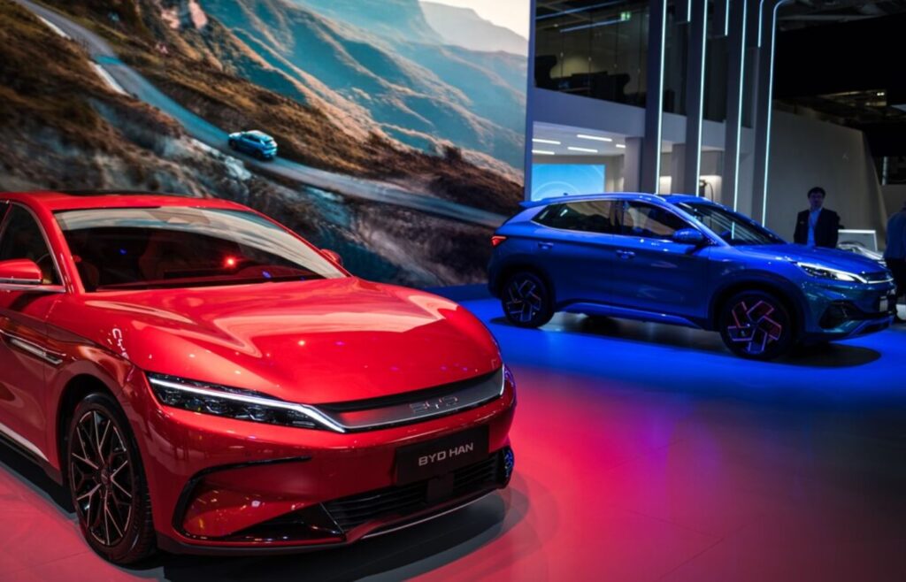 Cette incroyable offensive de BYD : l'armée d'ingénieurs qui menace Tesla ! 82 Voici comment BYD va prendre le contrôle de la voiture électrique dès cette année