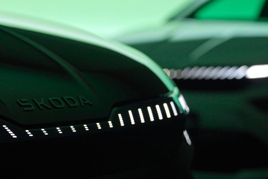 Ce SUV électrique Škoda Enyaq 2025 : découvrez sa transformation incroyable ! 82 Škoda Enyaq 2025 : un restylage qui propulse le SUV électrique vers l’avenir