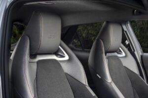 Avec 223 ch et la fiabilité de Toyota, ce crossover rechargeable est aujourd