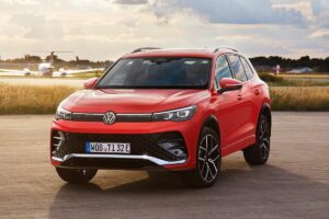 Le nouveau Tiguan hybride fait sensation : Prix, autonomie et volume de coffre dévoilés