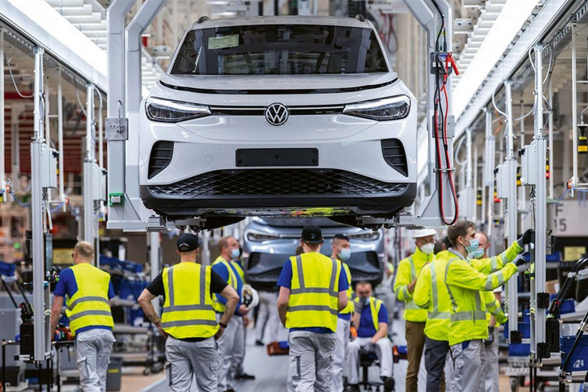 Ces nouvelles époustouflantes : La Lamborghini Miura tuning et la Zonda de vos rêves ! 5 Volkswagen en répit Les usines continuent leur activité