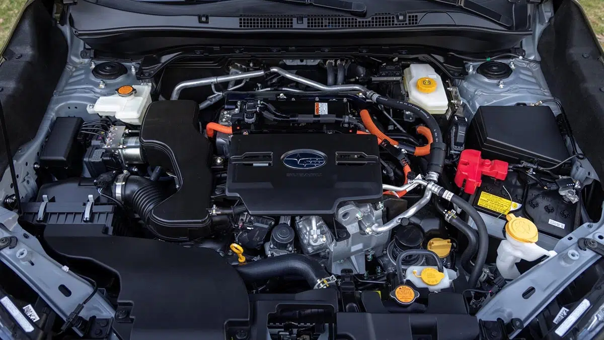 Ce SUV hybride Toyota : le 4x4 familial qui va bouleverser votre expérience de conduite ! 1 Moteur hybride Subaru-Toyota du Forester - Nouvelle motorisation e-Boxer