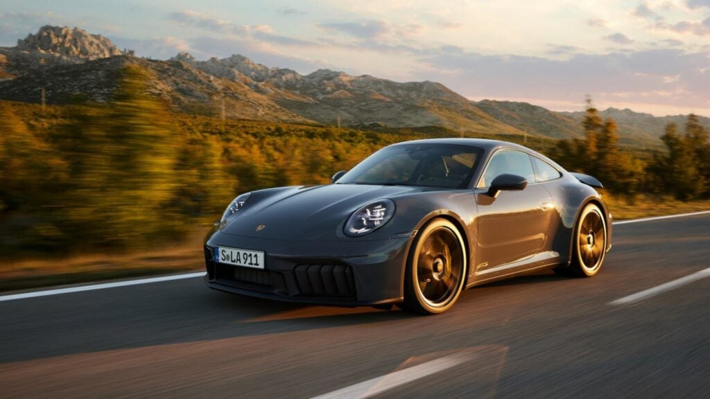 Cette incroyable révélation : Porsche en crise dans l'industrie automobile ! 1 Porsche 911 Action
