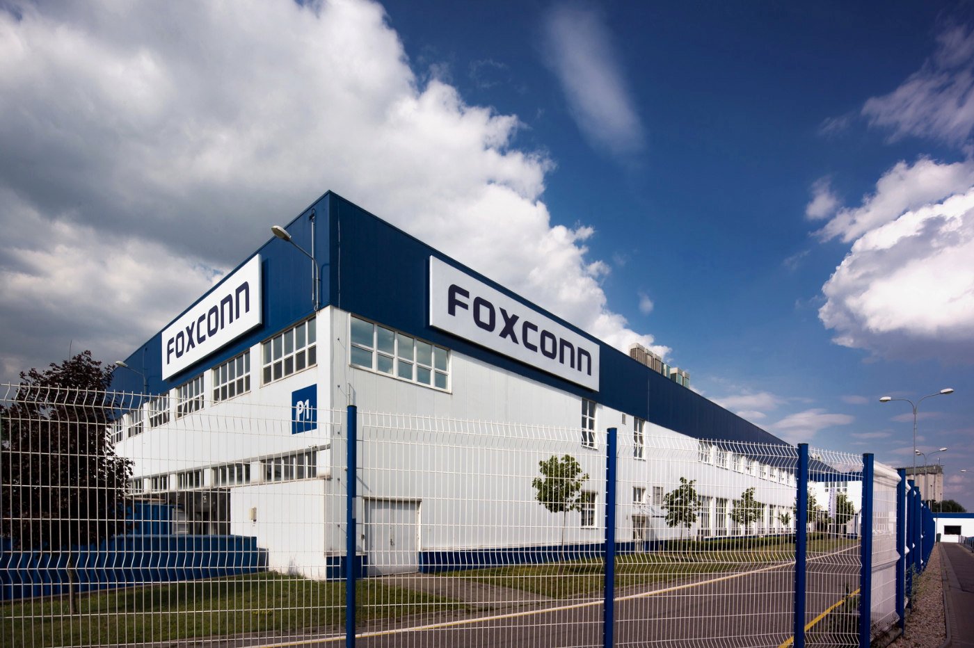 Cette incroyable annonce : Foxconn s'apprête à révolutionner votre future voiture ! 1 Usine Foxconn