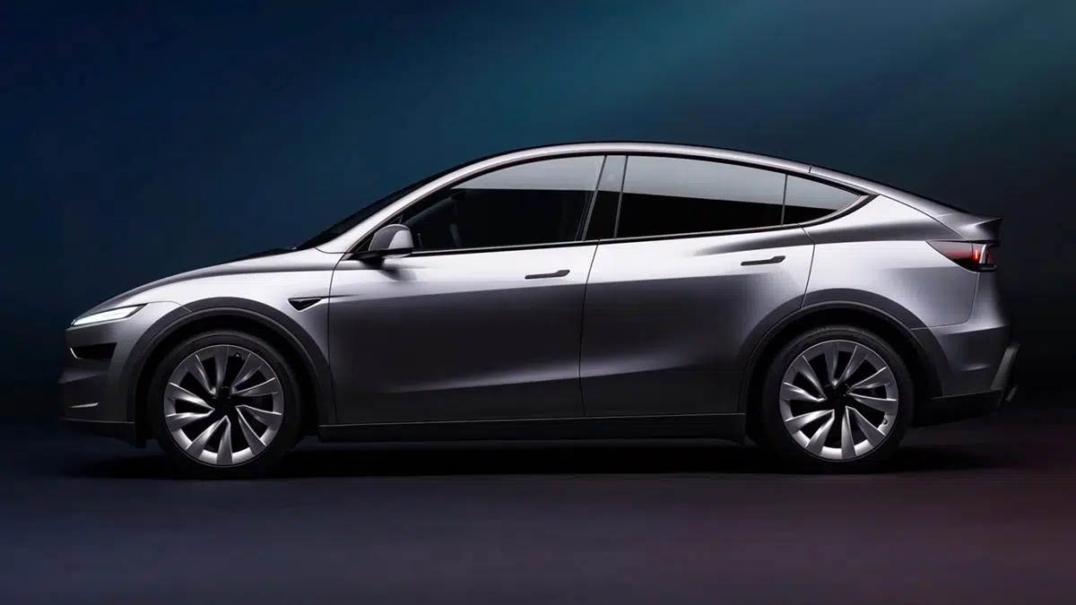 Cette Tesla Model Y : 854L de coffre et une baisse de 15 000€ à ne pas rater ! 1 Tesla Model Y profil - SUV électrique aux lignes fluides
