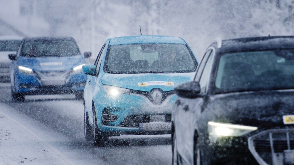 Cette astuce géniale pour votre voiture électrique en hiver va révolutionner votre autonomie ! 162 Voiture électrique en hiver : 6 solutions concrètes pour m