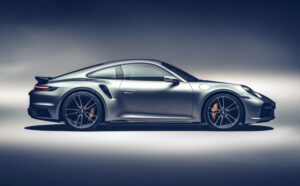 Porsche surprend et fait marche arrière : le moteur thermiq
