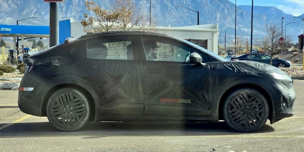 Découvrez cette nouvelle Nissan Leaf 2026 : ce crossover électrique va vous surprendre ! 16 La nouvelle Nissan LEAF 2026 se dévoile : un crossover éle