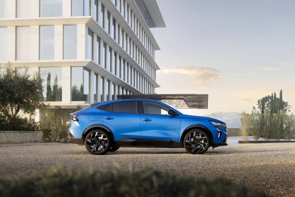 Ce SUV incroyable sera le dernier hybride rechargeable de Renault ! Ne le ratez pas ! 246 Photo de Valentin Cimino