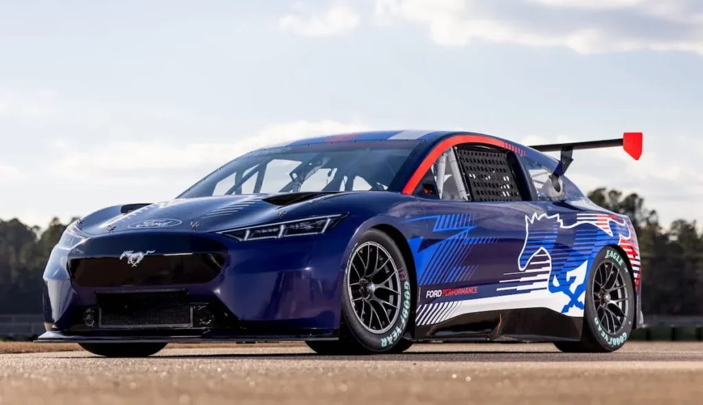 Cette incroyable Mustang Mach-E de Ford pour Pikes Peak va vous époustoufler ! 76 Photo de Valentin Cimino