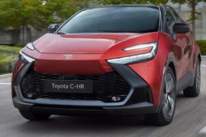 Toyota C-HR High Hero face avant - Design bicolore+ avec calandre distinctive