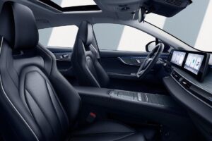 Omoda 5 : le SUV chinois qui veut conquérir l’Europe, fabriqué en Espagne !