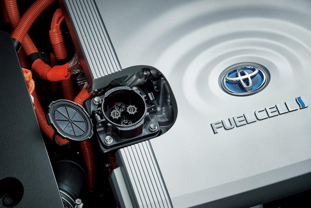 Cette incroyable innovation de Toyota : l’hydrogène aussi fiable qu’un diesel ! 101 La nouvelle pile à combustible Toyota de troisième génération