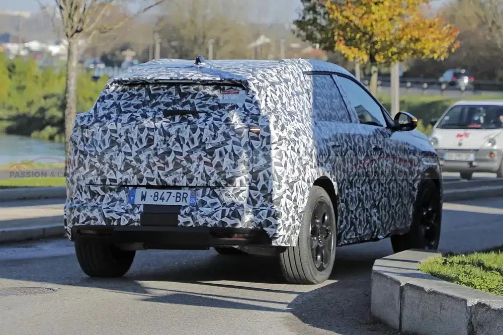 Ce nouveau SUV Citroën ë-C5 Aircross : la révolution électrique pour votre famille ! 4 Arrière du Citroën ë-C5 Aircross 2025