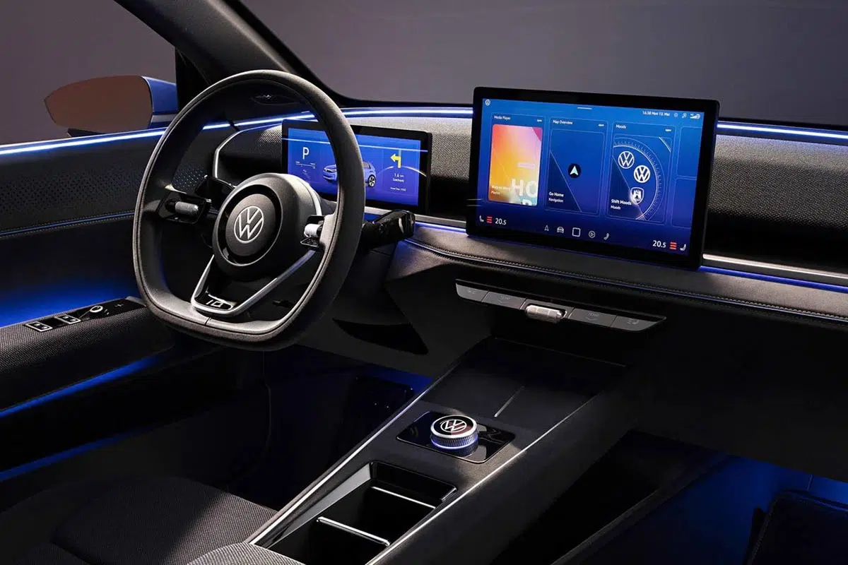 Tableau de bord d'une Volkswagen moderne avec une interface tactile.