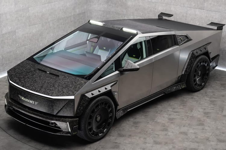 Mansory-Elongation-Tesla-Cybertruck-01 1741522123 121 Ce nest pas votre Tesla Cybertruck habituel decouvrez la