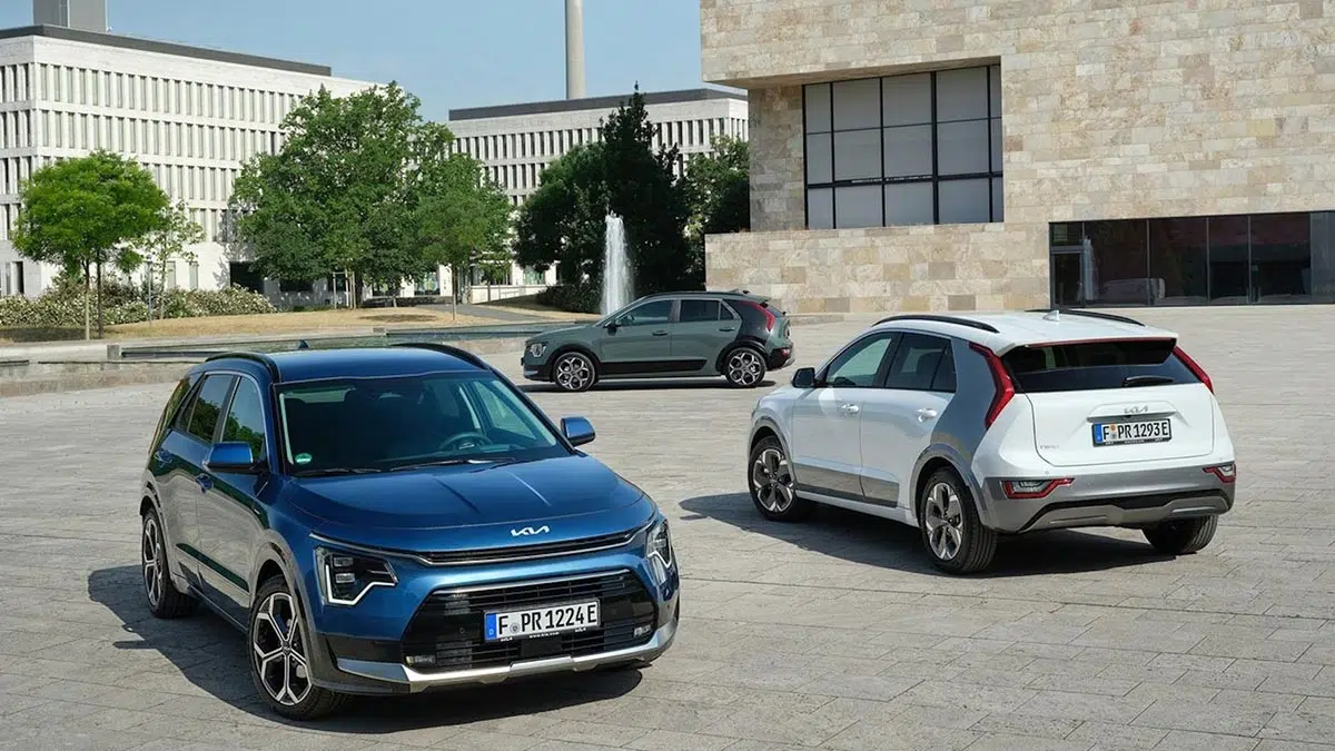 Ces SUV Kia révélés : découvrez celui qu'il vous faut vraiment ! 2 Kia Stonic 2025, SUV urbain compact au design dynamique avec toit bicolore